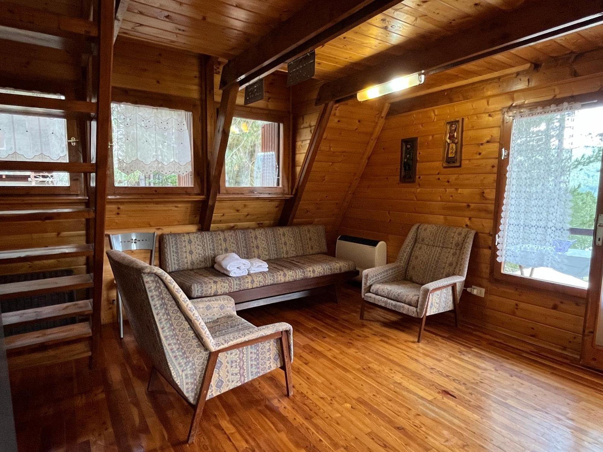 Cavaliere  Chalet Natura La Taverna Dei 3 Porcellini מראה חיצוני תמונה