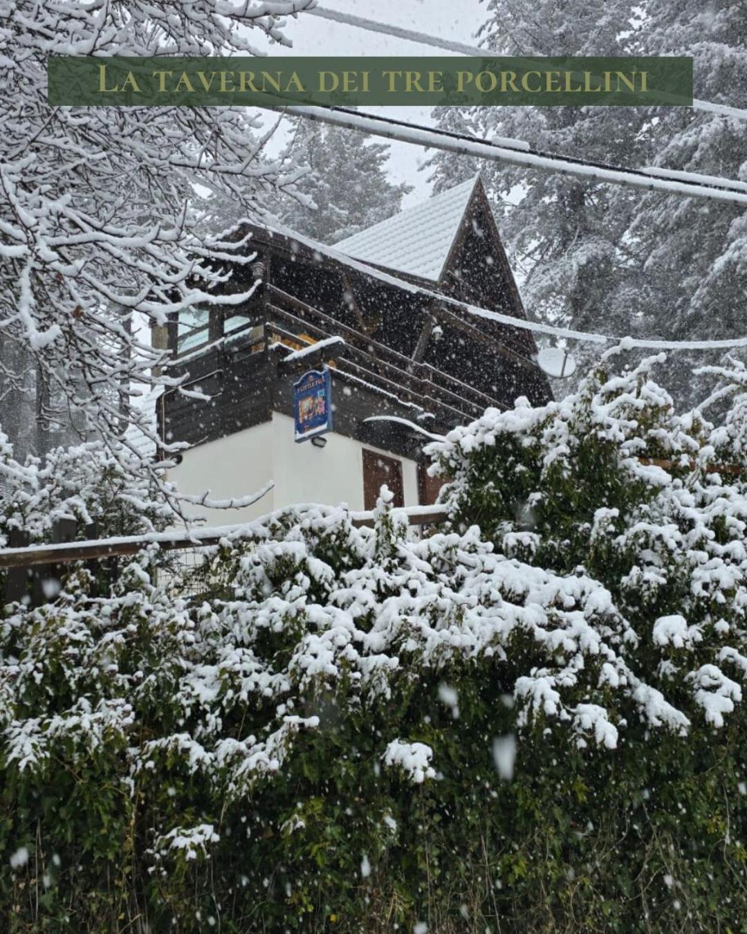 Cavaliere  Chalet Natura La Taverna Dei 3 Porcellini מראה חיצוני תמונה